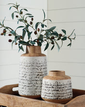 Load image into Gallery viewer, Ashley Express - Meghan Vase Set (2/CN)
