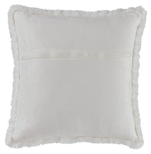 Load image into Gallery viewer, Ashley Express - Gariland Pillow
